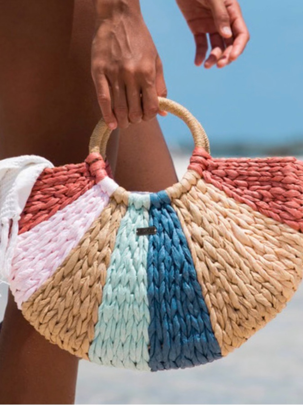 Roxy Salt Water Therapy Woven Beach Tote Bag Colorblock Round Handle Boho